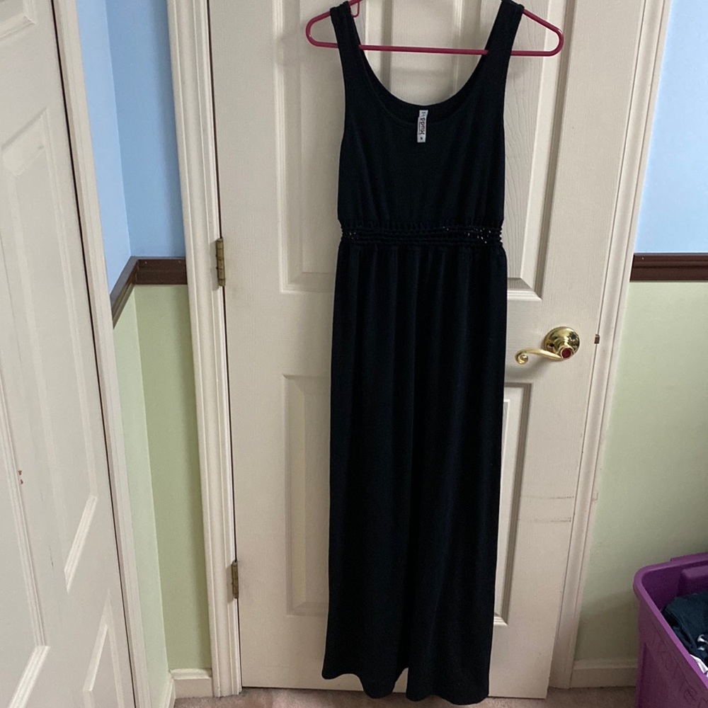 Mudd maxi dress black with decorative cut out M